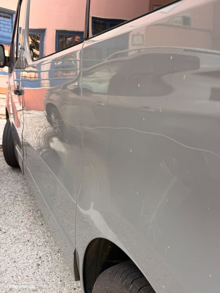 Opel Vivaro — fotografia 12