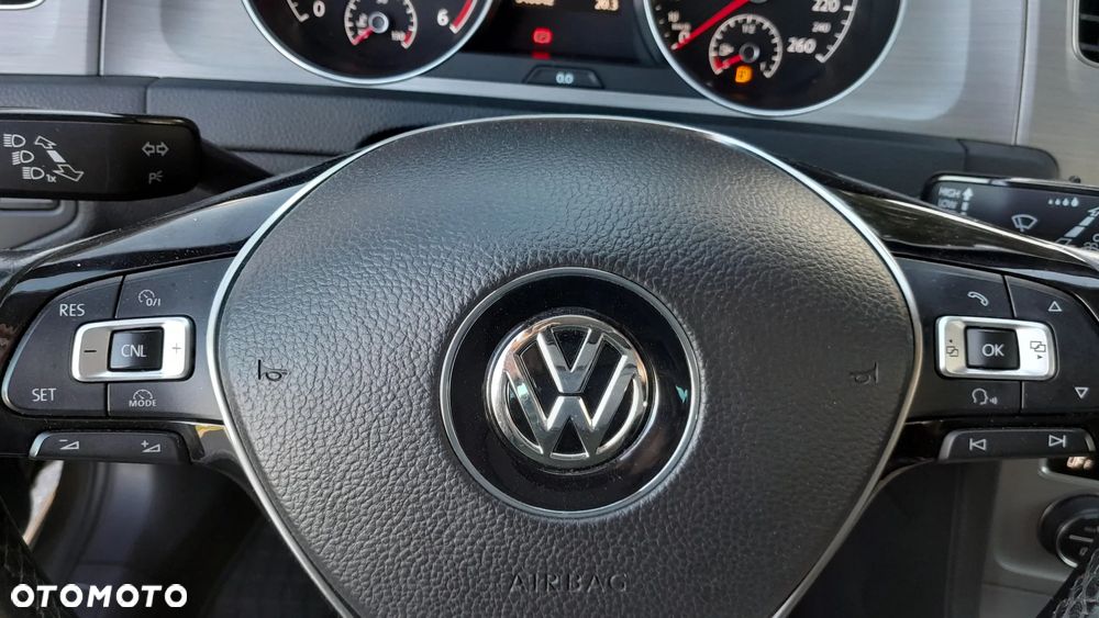 Volkswagen Golf Variant - 24