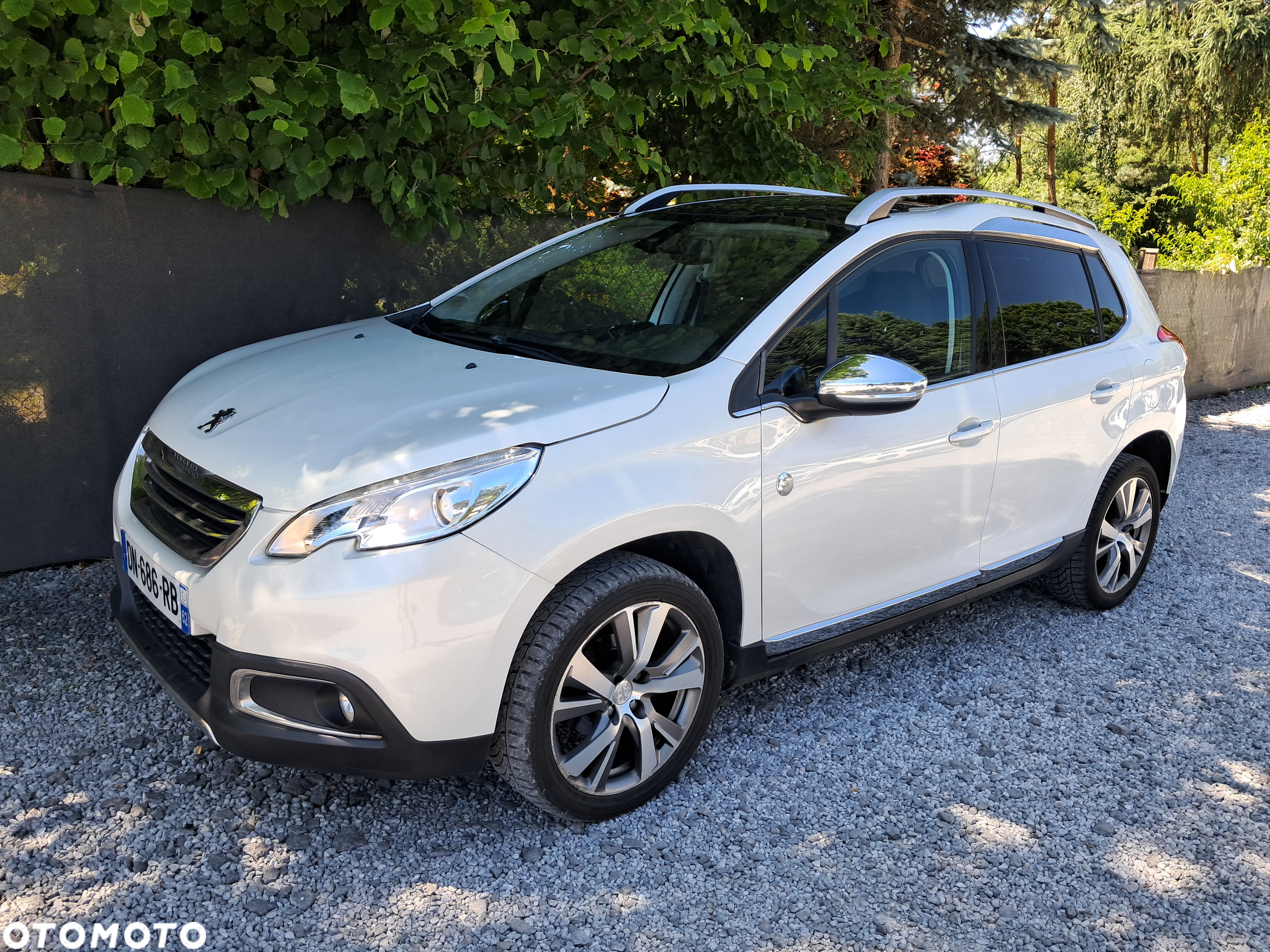 Peugeot 2008 - 4