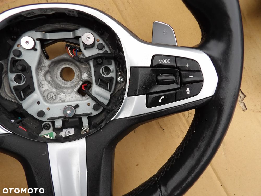 BMW - G30,G31,G32,G11 - M PAKIET - KIEROWNICA MULTIFUNKCYJNA - PODUSZKA AIRBAG - 8071899 - 3