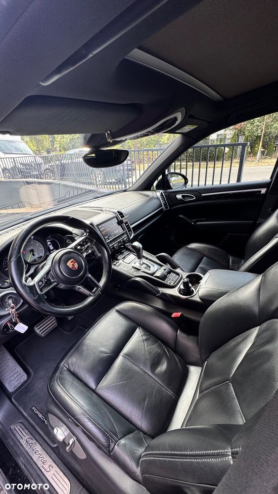 Porsche Cayenne S E-Hybrid - 28