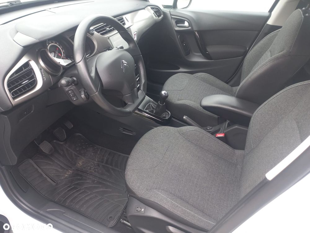 Citroën C3 Pure Tech (VTi) 82 Exclusive - 9