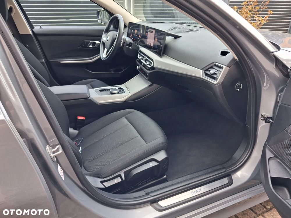 BMW Seria 3 318i Business Edition - 12