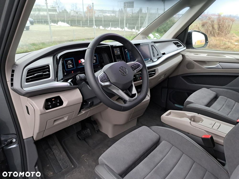 Volkswagen Multivan - 9