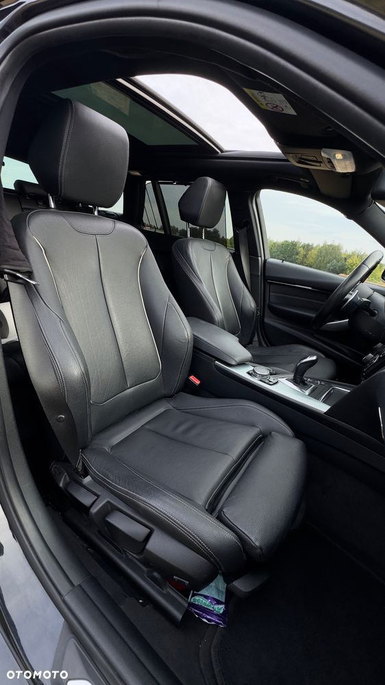 BMW Seria 3 320d xDrive M Sport Shadow sport - 13