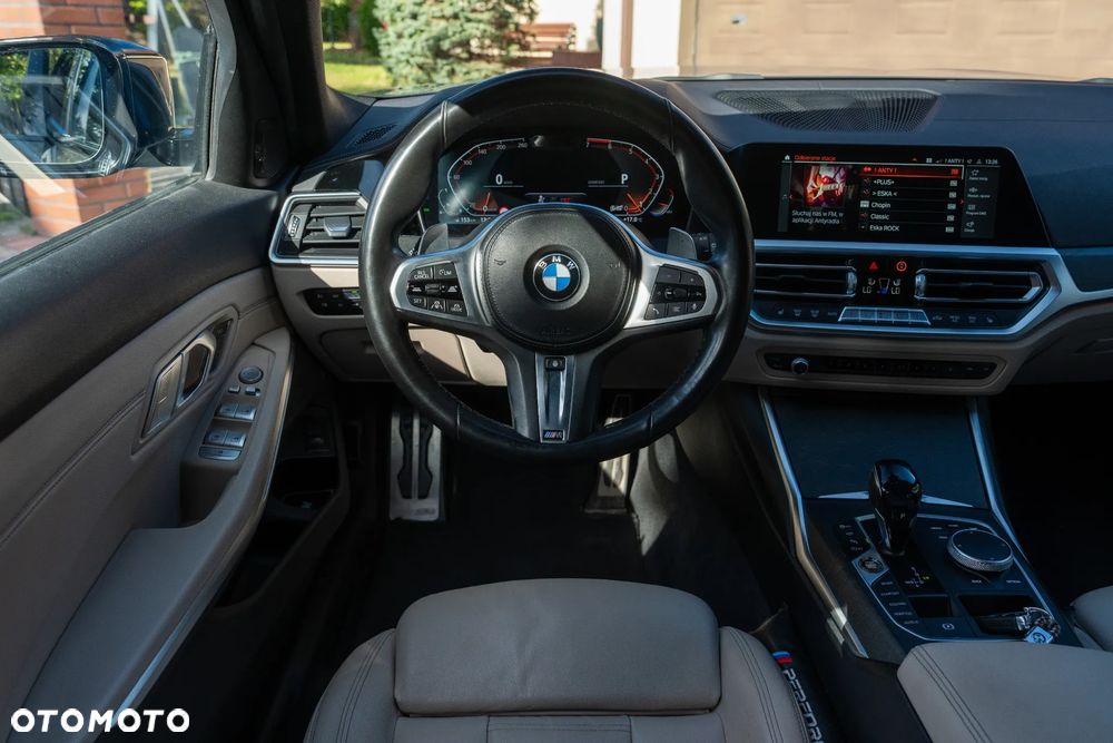 BMW Seria 3 - 16