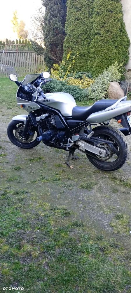 Yamaha FZ - 6