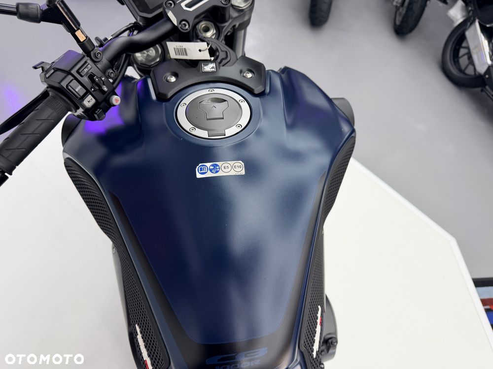 Honda CB - 35