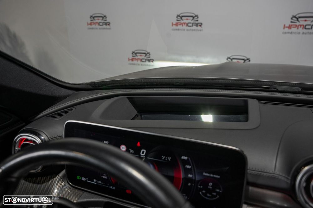 Mercedes-Benz C 300 e AMG Line - 36