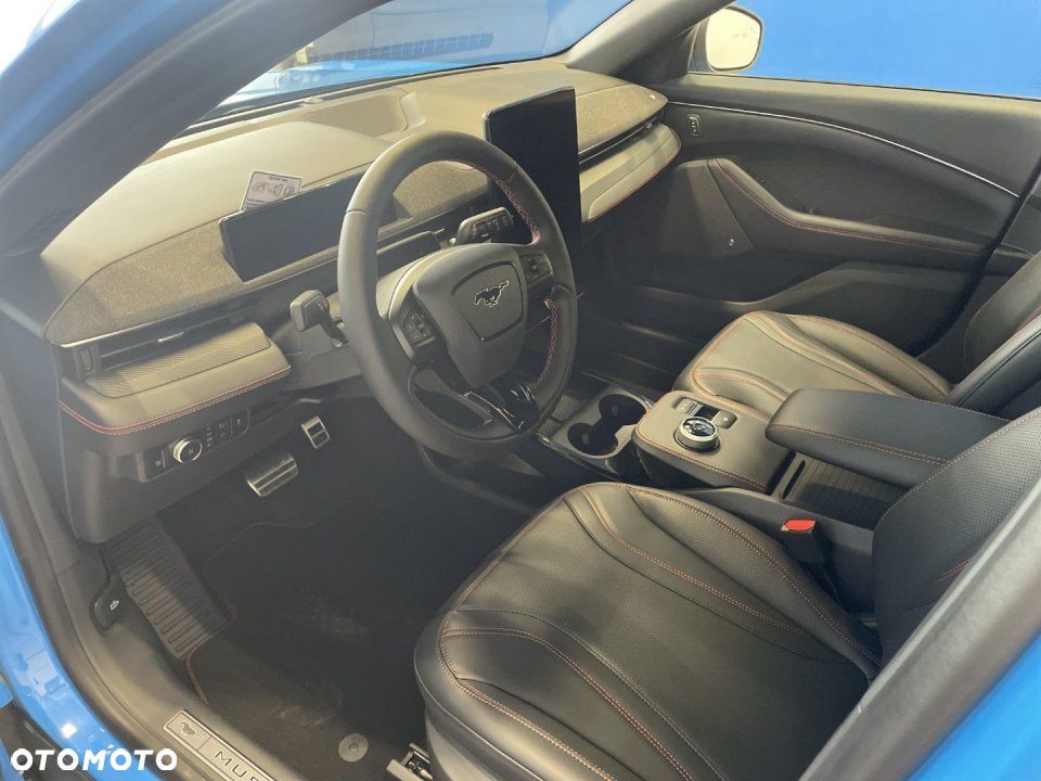 Ford Mustang Mach-E - 7