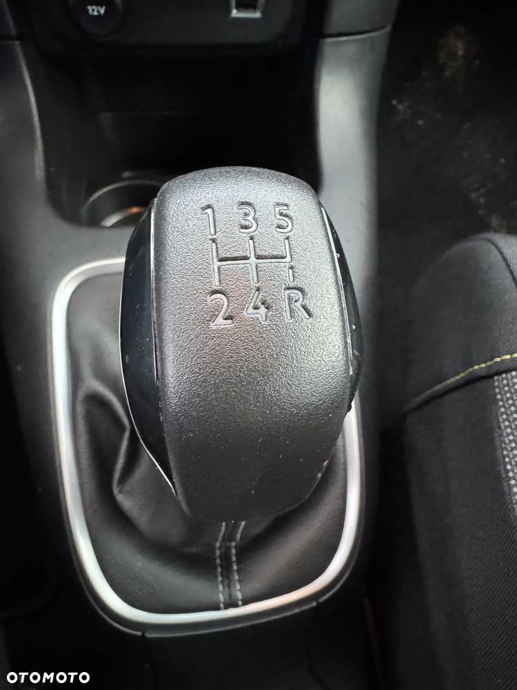 Citroën C3 1.2 PureTech Feel - 16
