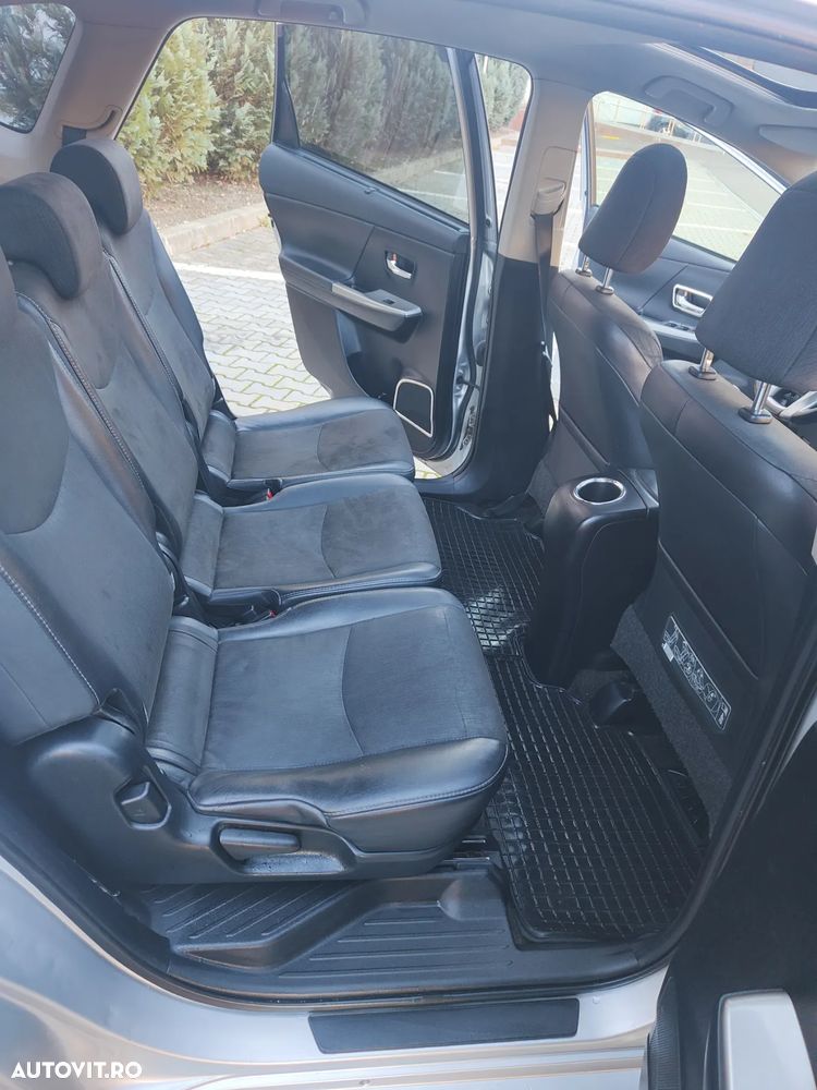 Toyota Prius+ (Hybrid) Comfort - 6