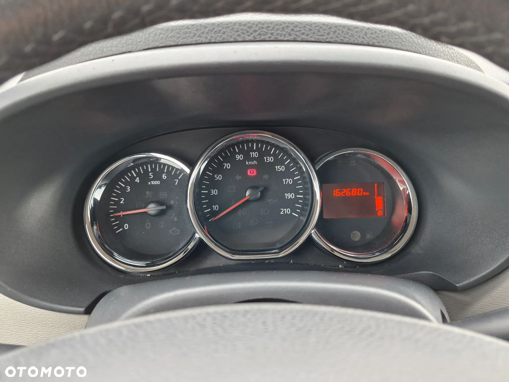 Dacia Lodgy 1.6 SCe Laureate S&S - 3