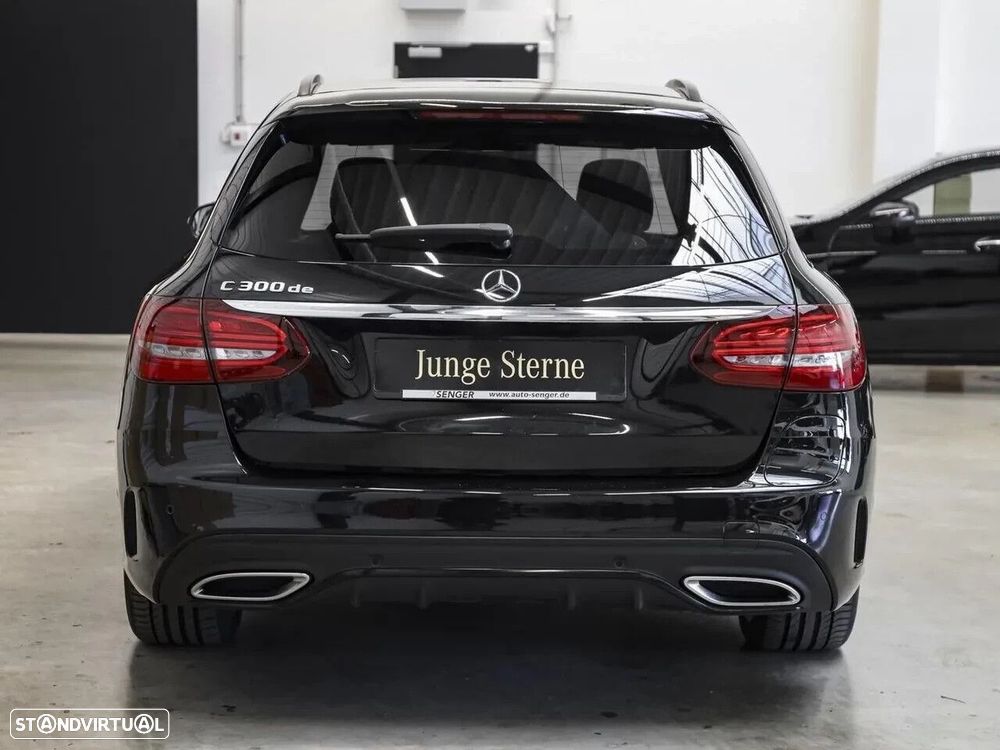 Mercedes-Benz C 300 de AMG Line - 2