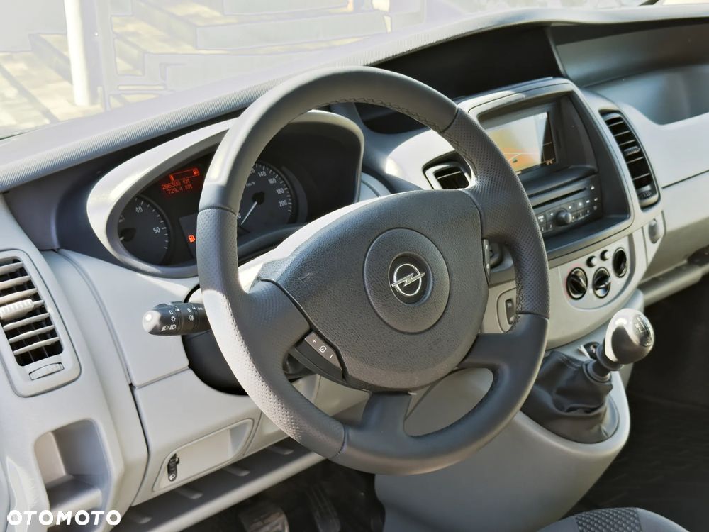 Opel Vivaro - 7