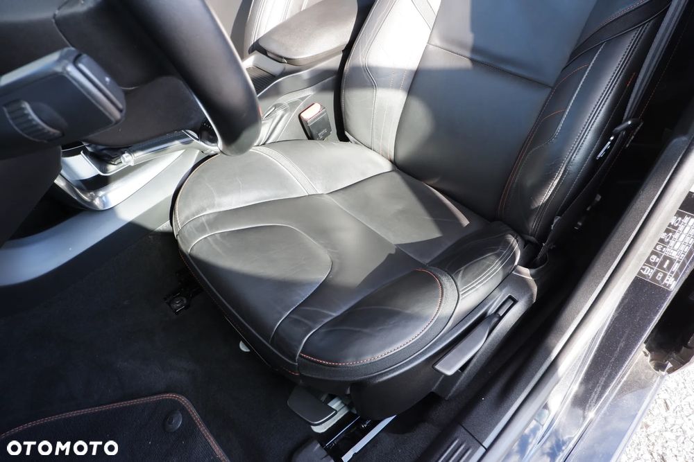 Volvo V40 D2 Powershift Ocean Race - 27