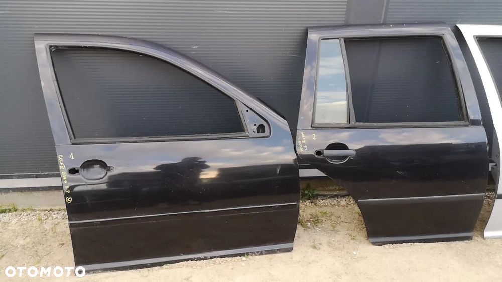 VOLKSWAGEN GOLF IV 4 HB / BORA DRZWI / KLAPA BAGAŻNIKA (dostępne wiele sztuk) - 3