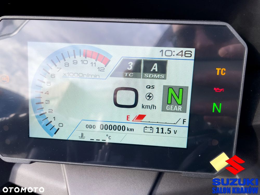 Suzuki GSX - 11
