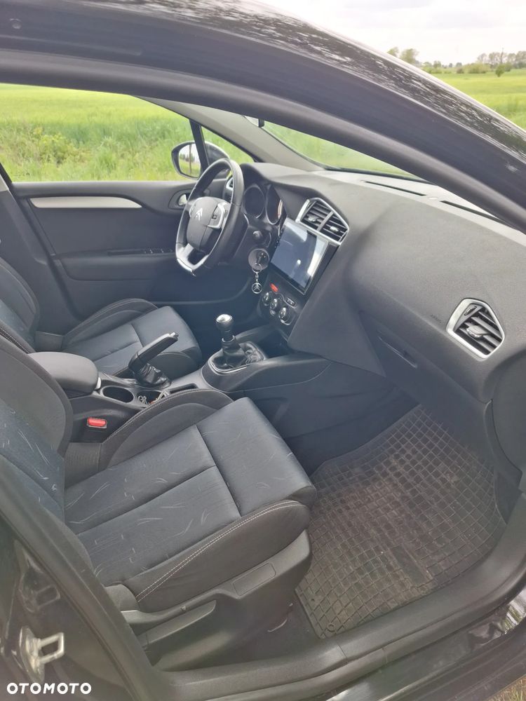 Citroën C4 1.6 VTi Attraction - 12