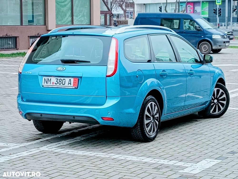 Ford Focus Turnier 1.6 Ti-VCT Titanium - 4