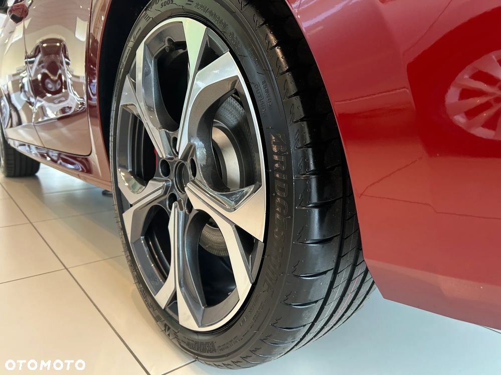 Skoda Octavia 2.0 TSI RS DSG - 9