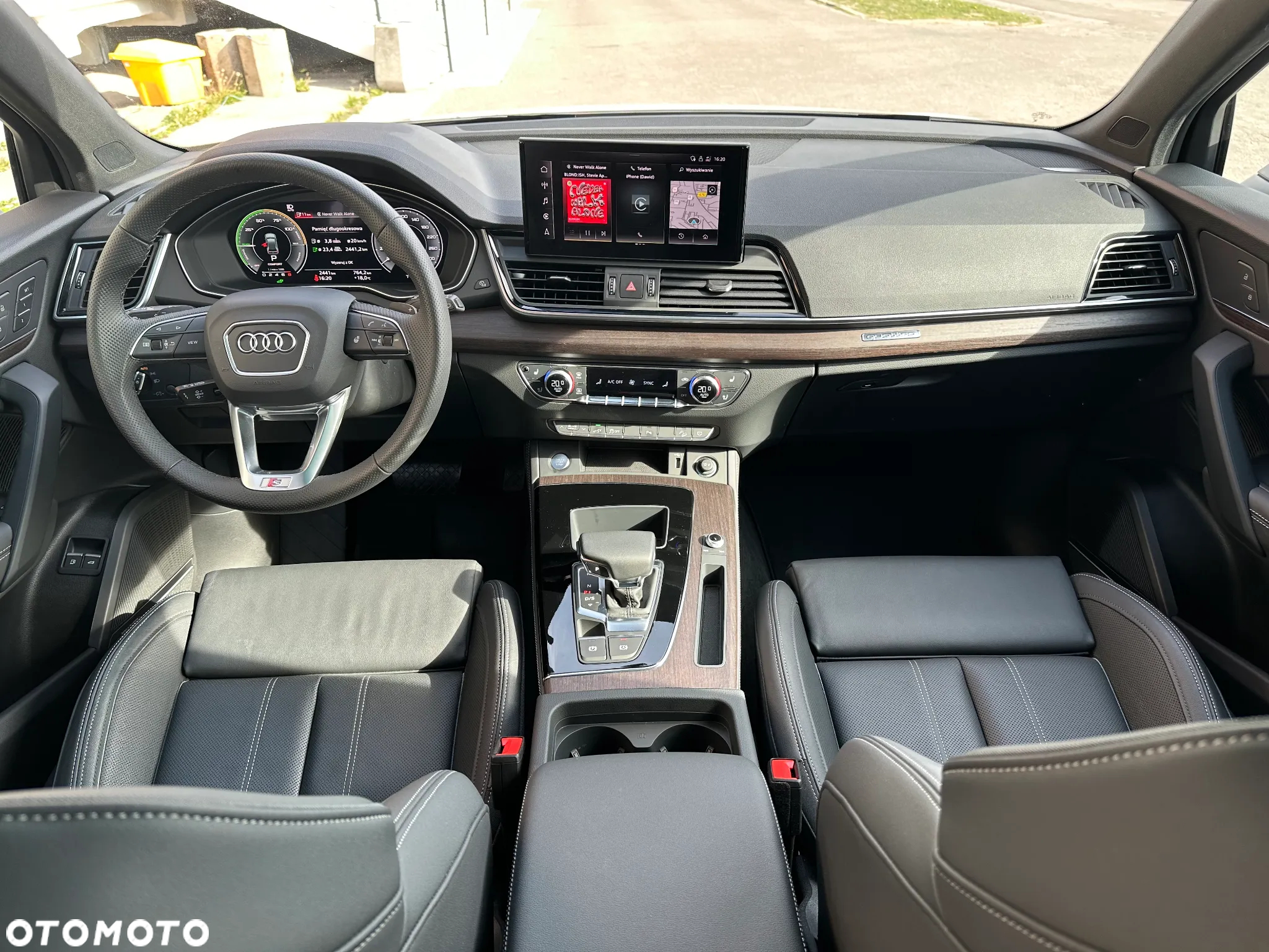 Audi Q5 55 TFSIe quattro S tronic S line - 8