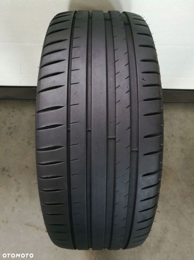 Opona letnia 235/45 ZR 19 Michelin Pilot Sport 4