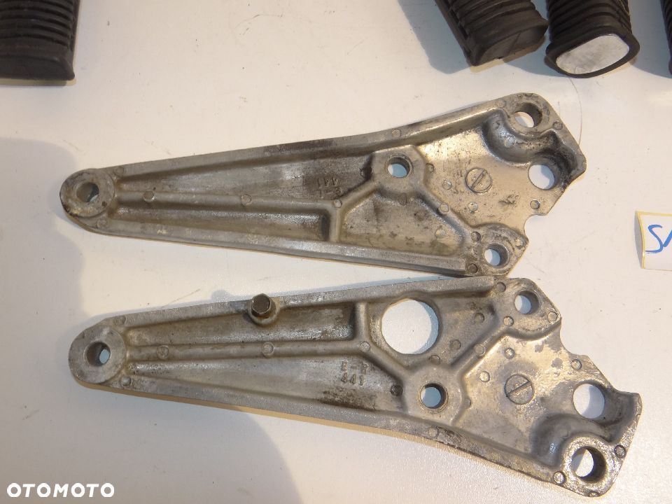 Suzuki GS 450L 85r Sety mocowania podnóżków + podnóżki  S150 - 5