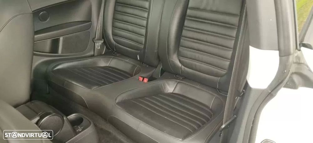 VW New Beetle 2.0 TSI Sport DSG - 14