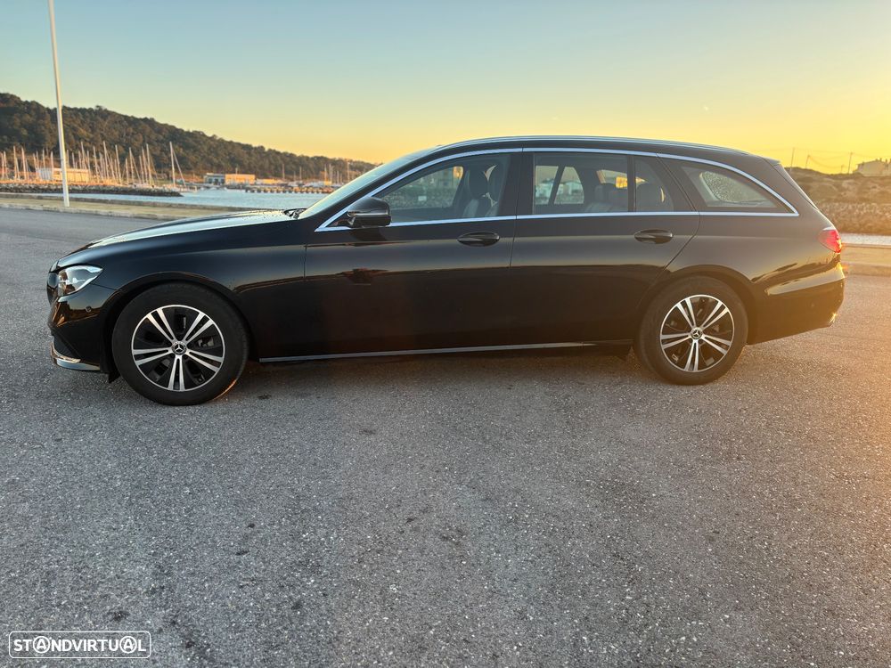 Mercedes-Benz E 220 - 1