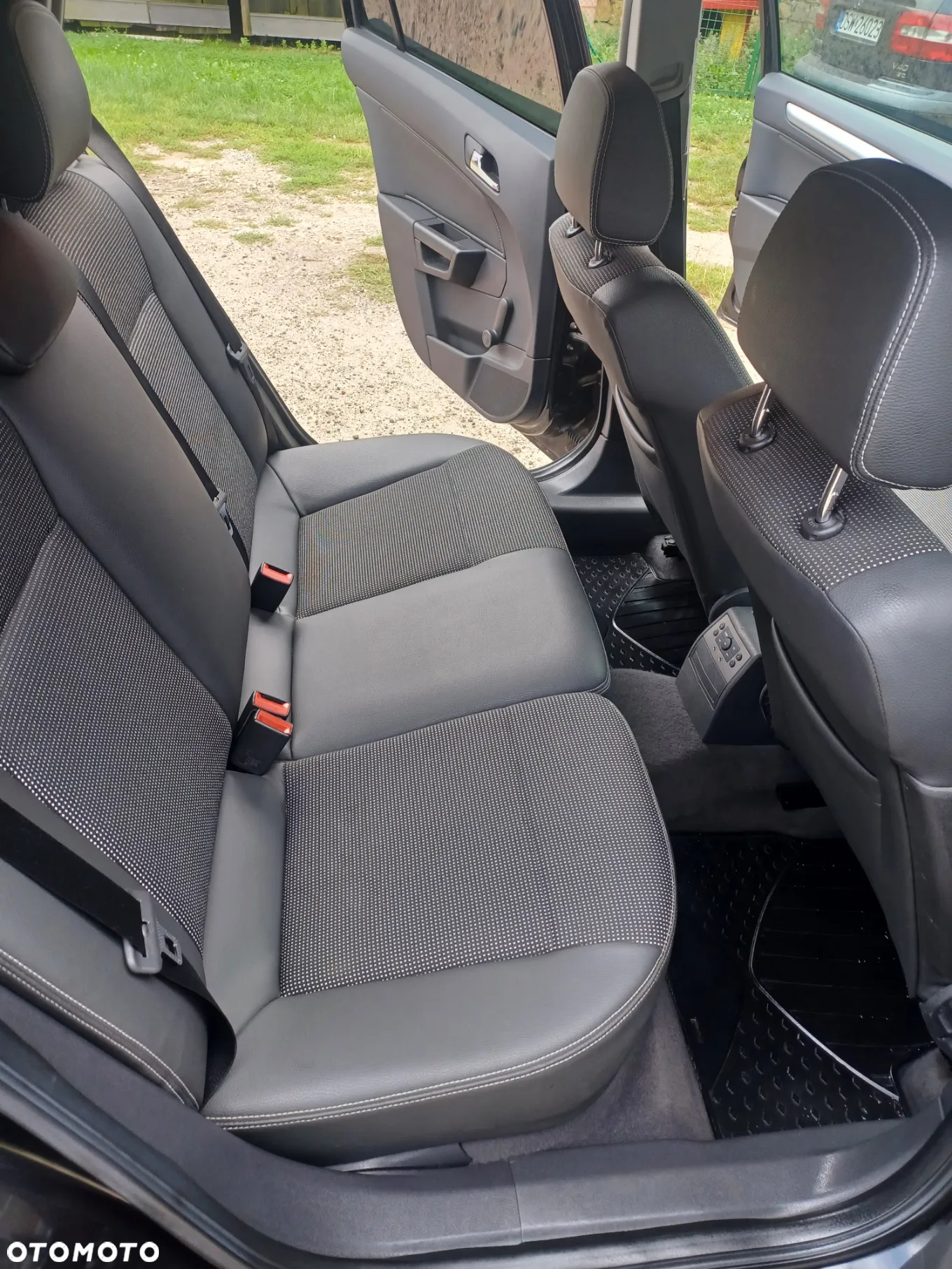 Opel Astra 1.6 Caravan Cosmo - 8
