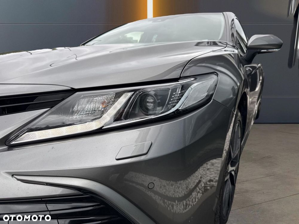 Toyota Camry 2.5 Hybrid Prestige CVT - 28