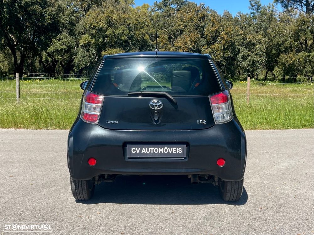 Toyota iQ 1.33 VVT-i 2 MultiDrive EP+NAVI+Bluetooth - 5