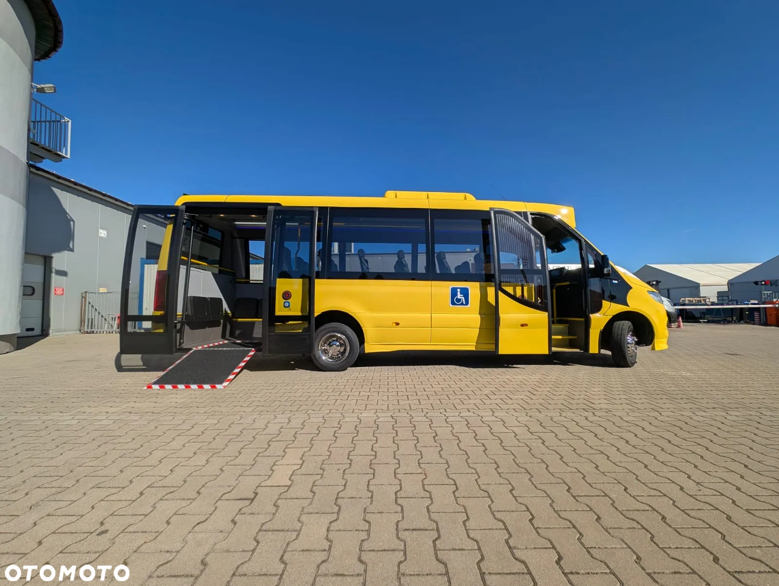 Mercedes-Benz Sprinter 517 City - 11