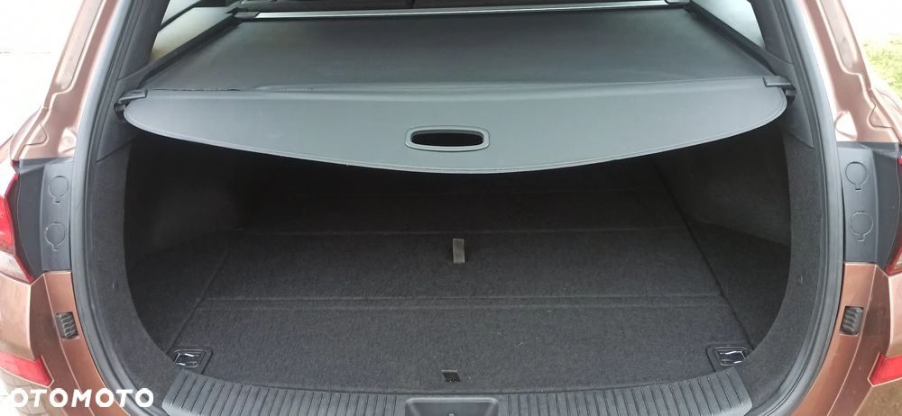 Hyundai i30 1.6 D Comfort - 11