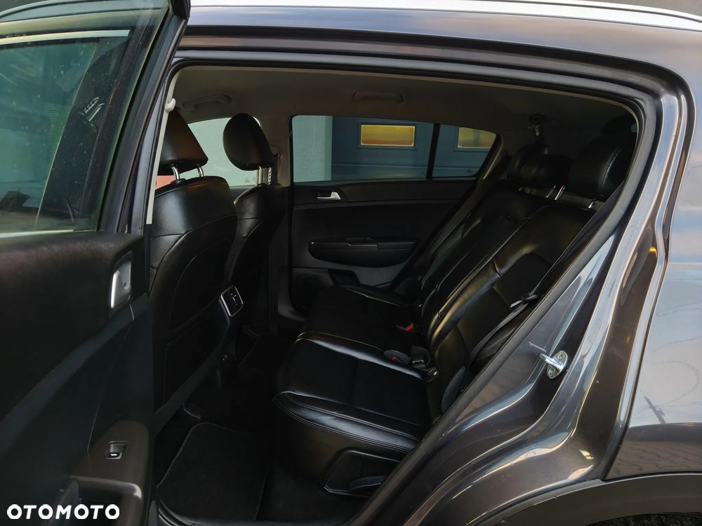 Kia Sportage 1.6 GDI Business Line M 2WD - 8