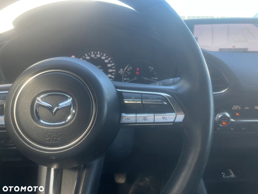 Mazda 3 2.0 mHEV Hikari - 13