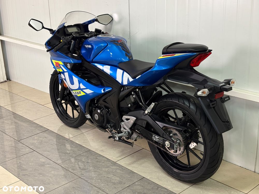 Suzuki GSX-R - 7