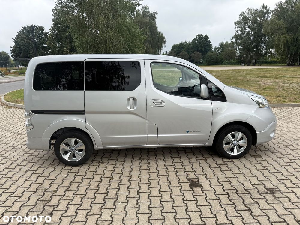 Nissan NV200 Evalia - 4