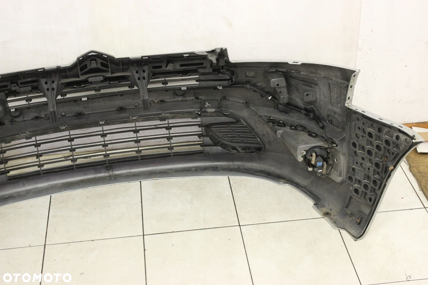 ZDERZAK PRZÓD CITROEN C4 GRAND PICASSO 06R- EZR EZRC - KOD LAKIERU - 15