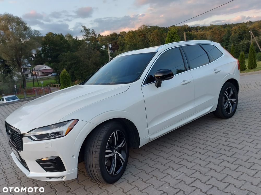 Volvo XC 60 T6 AWD R-Design - 4
