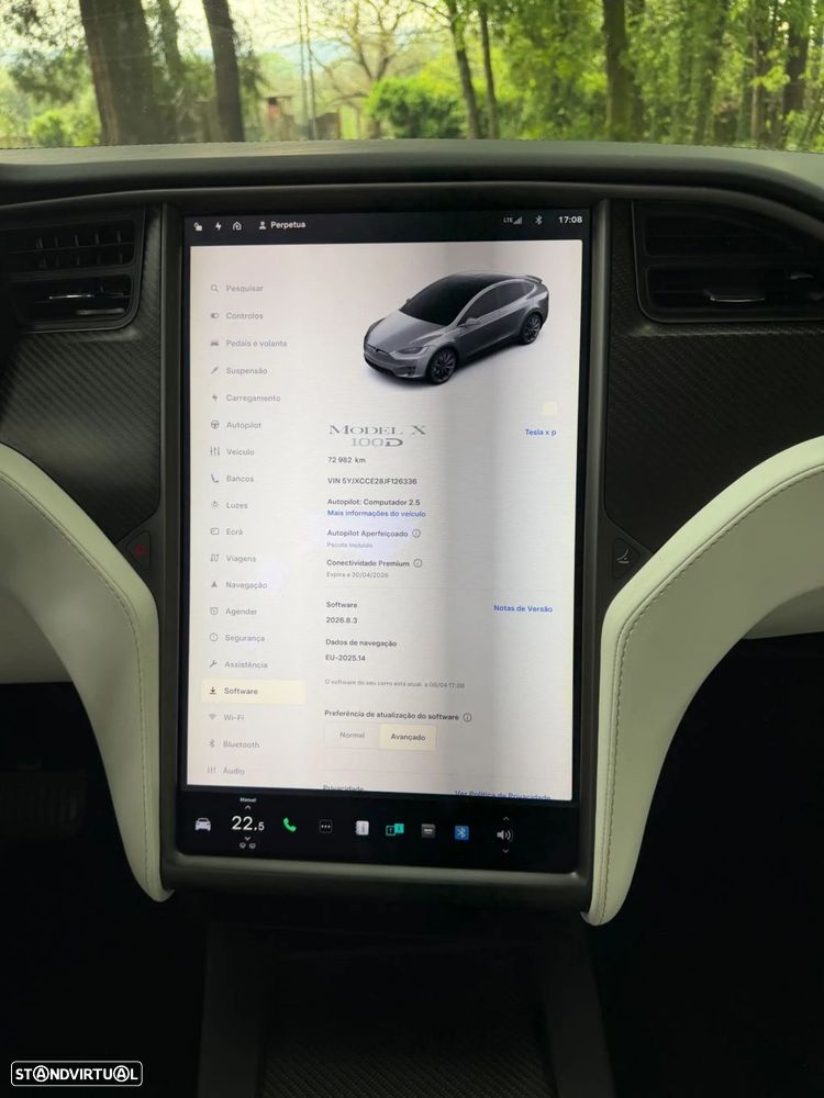 Tesla Model X 100D - 29