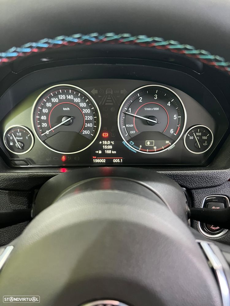 BMW 318 d Line Sport - 14