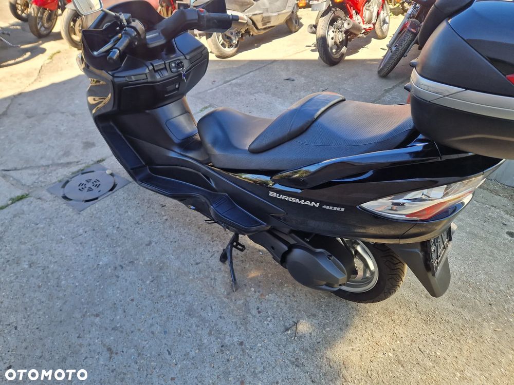 Suzuki Burgman - 7