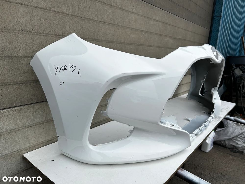 TOYOTA YARIS 4 IV ZDERZAK PRZÓD PRZEDNI - 2