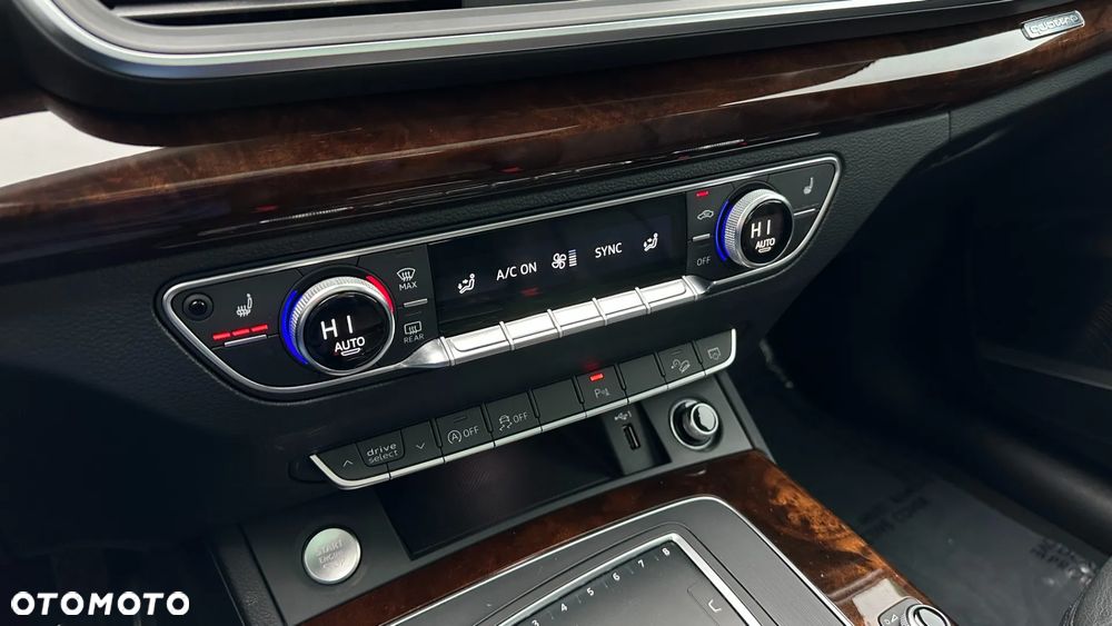 Audi Q5 2.0 TFSI Quattro S tronic design - 13