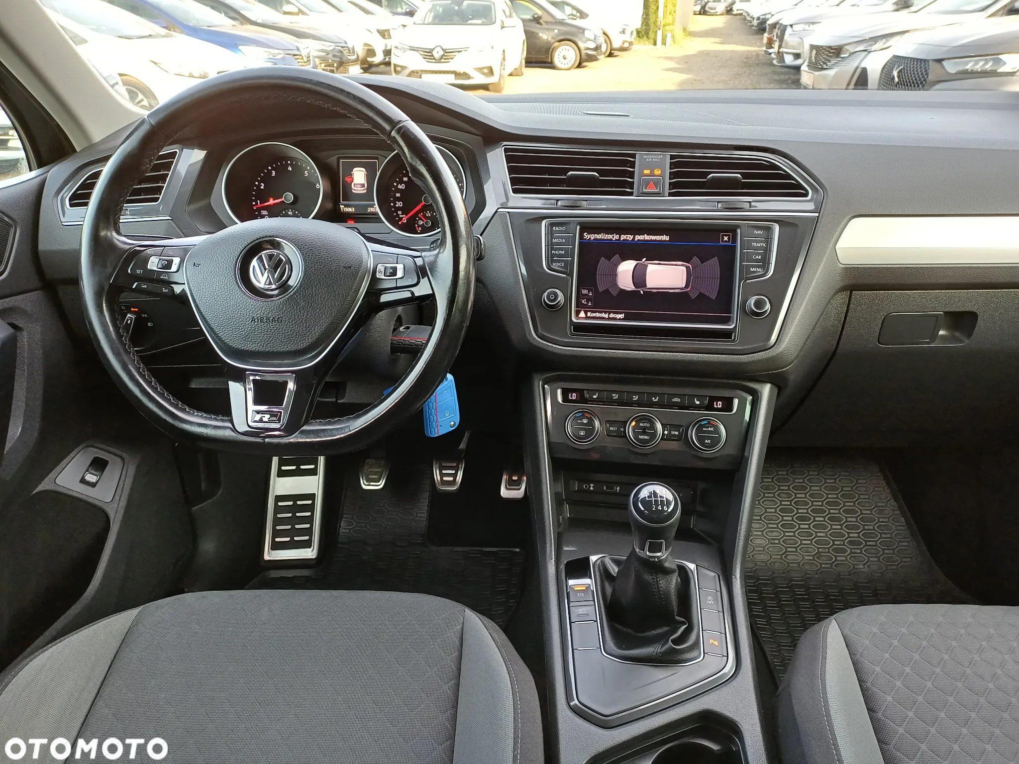 Volkswagen Tiguan 1.4 TSI BlueMotion Technology Sport & Style - 23