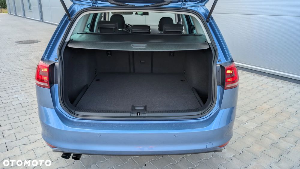 Volkswagen Golf 1.4 TSI BlueMotion Technology DSG Highline - 27