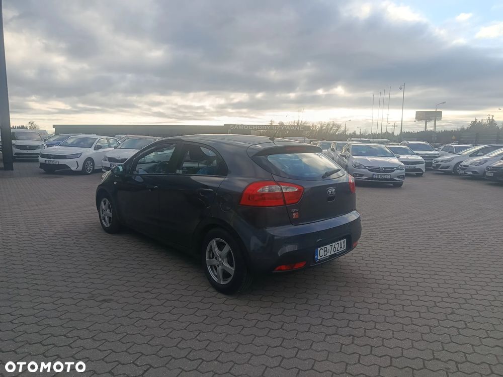 Kia Rio 1.2 M (klm) - 4