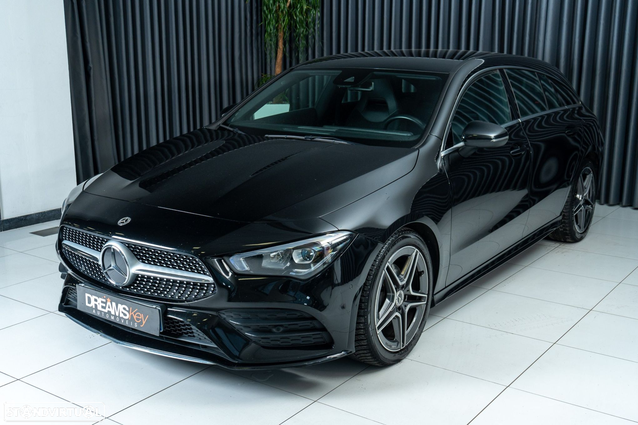 Mercedes-Benz CLA 180 Shooting Brake 7G-DCT AMG Line - 6